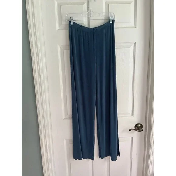 Chico’s Travelers Pants Blue - Picture 1 of 3